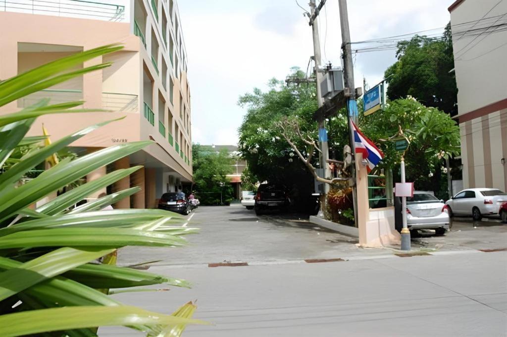 Central Place Hotel Rayong Dış mekan fotoğraf