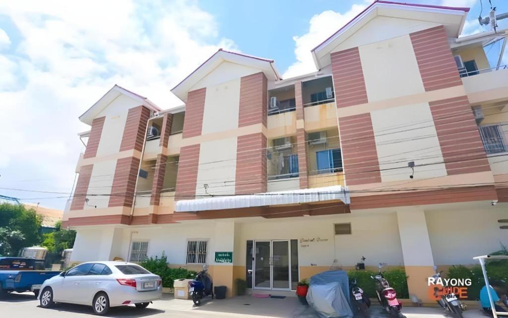 Central Place Hotel Rayong Dış mekan fotoğraf