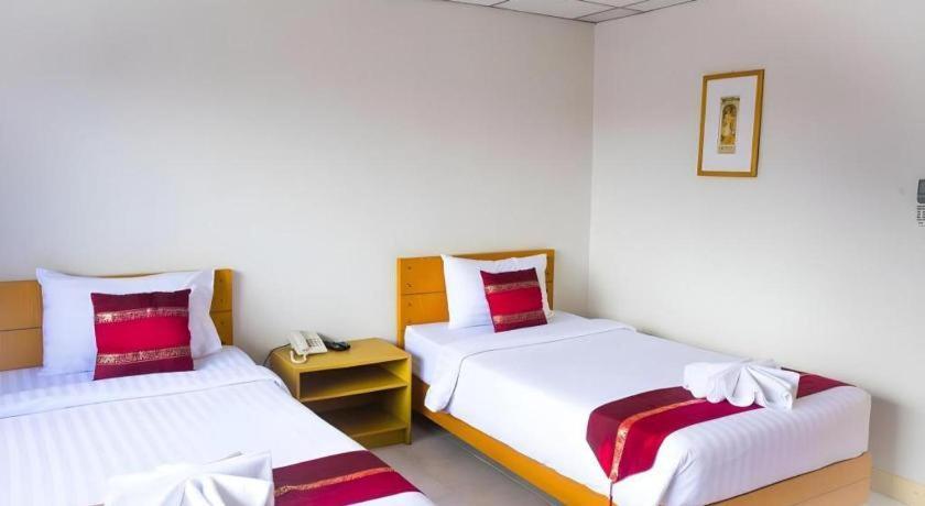 Central Place Hotel Rayong Dış mekan fotoğraf
