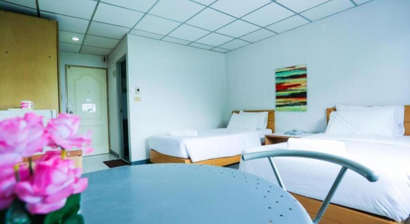 Central Place Hotel Rayong Dış mekan fotoğraf