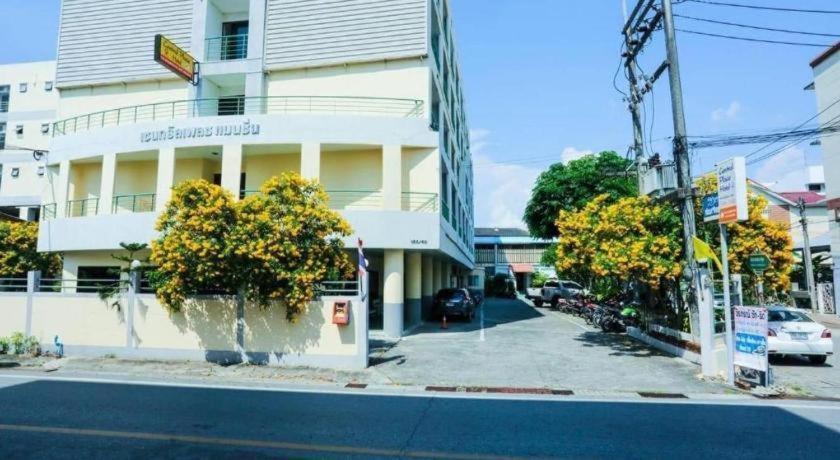 Central Place Hotel Rayong Dış mekan fotoğraf