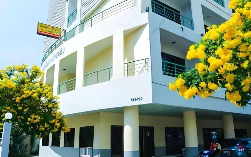 Central Place Hotel Rayong Dış mekan fotoğraf